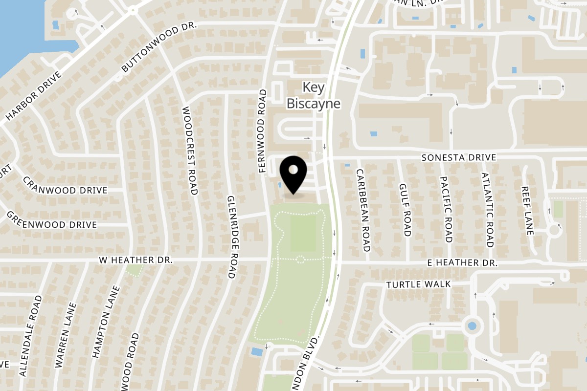 Map showing the location of Tutto Pizza & Pasta Key Biscayne on 328 Crandon Blvd #111 in Key Biscayne